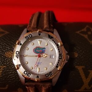 LogoArt University Of Florida Gators Watch With Date Window & Leather Band‎